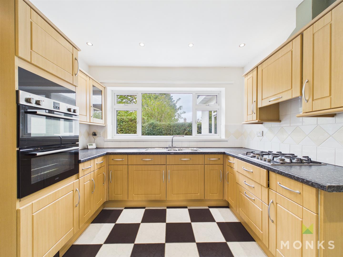Tregantle The Driveway, Shrewsbury, SY3 0LX For Sale